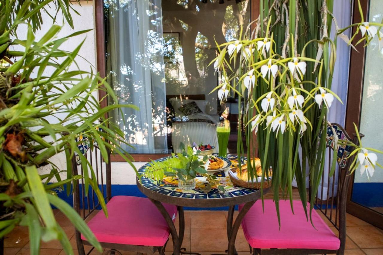 Meson De Leyendas Breakfast & Downtown Valle de Bravo Exterior foto
