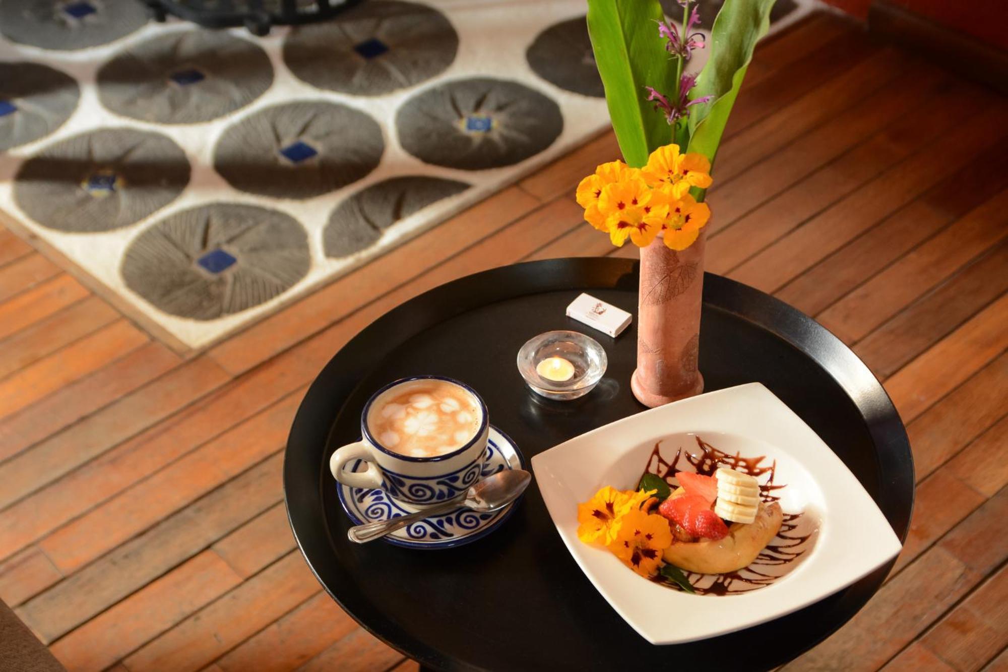 Meson De Leyendas Breakfast & Downtown Valle de Bravo Exterior foto